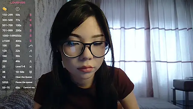 AprilOnilll online show from March 7, 5:36 am