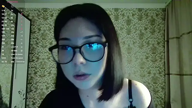 AprilOnilll online show from March 26, 5:33 pm