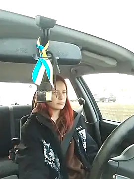 Lily Viola online show from March 24, 6:13 am