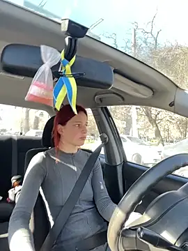 Lily Viola online show from March 10, 6:50 am