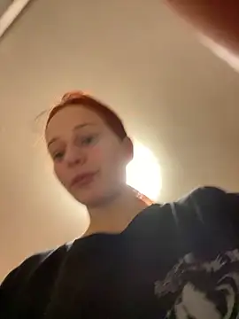 Lily Viola online show from March 4, 6:59 pm