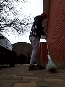 Lily Viola online show from April 8, 6:37 am