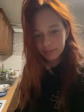 Lily Viola online show from February 15, 6:03 am