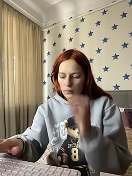 Lily Viola online show from February 10, 8:24 am