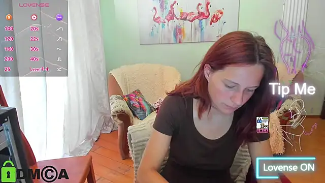 Snapshot of Lily_Viola chatting on June 27, 7:36 am Lily Viola online show from June 27, 7:36 am