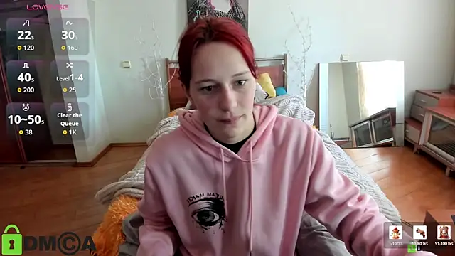 Lily Viola online show from March 26, 7:28 am