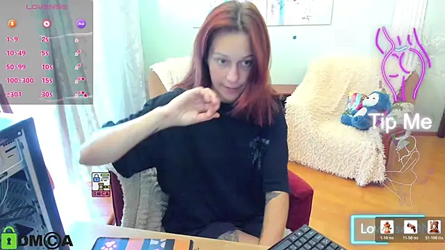 Snapshot of Lily_Viola chatting on June 29, 7:04 am Lily Viola online show from June 29, 7:04 am