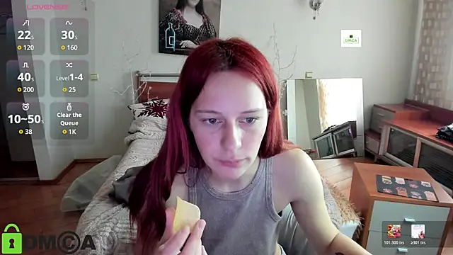 Lily Viola online show from April 3, 7:37 am