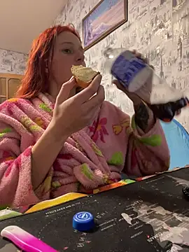 Lily Viola online show from March 2, 5:09 pm