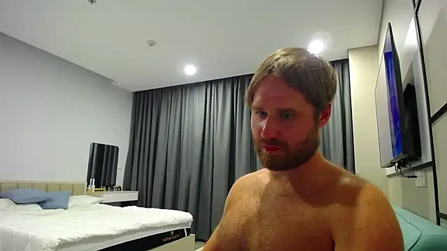 LorenzoLux online show from June 4, 2:33 pm