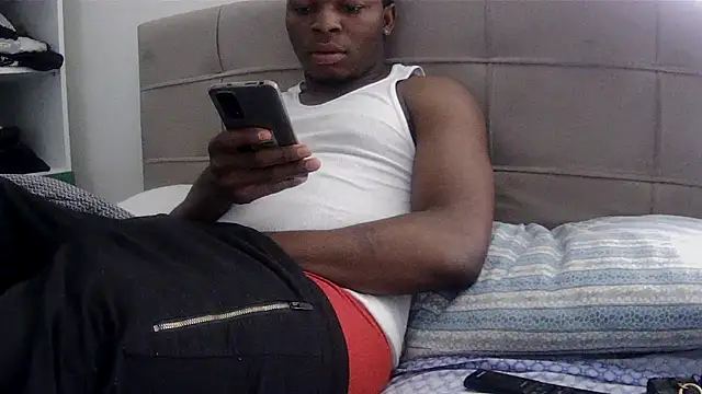 Bigchocco online show from April 21, 12:01 pm