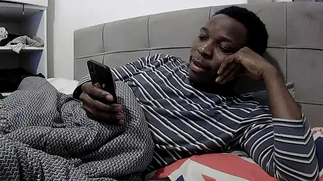 Bigchocco online show from March 18, 4:52 pm