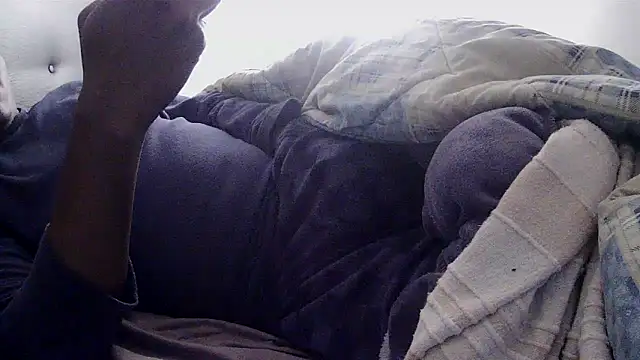 Snapshot of Bigchocco chatting on February 10, 11:48 pm Bigchocco online show from February 10, 11:48 pm