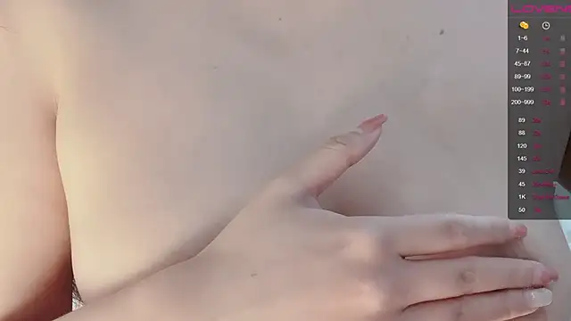 sunny-ly online show from April 4, 3:40 pm