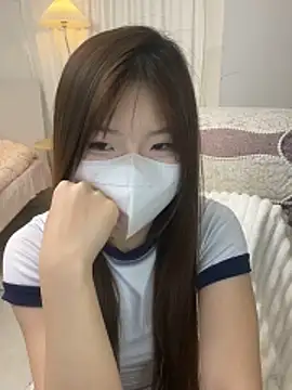  xiaoxinxin  online show from April 24, 2:30 pm
