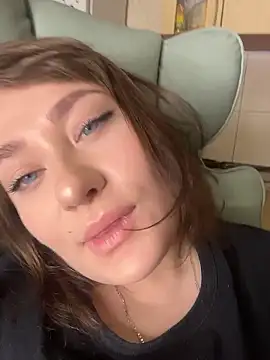 BettySquirtson online show from January 6, 3:49 pm