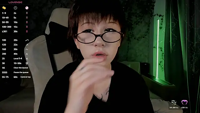 Necucubi02 online show from May 29, 7:47 am
