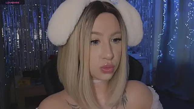 Necucubi02 online show from January 10, 5:58 am