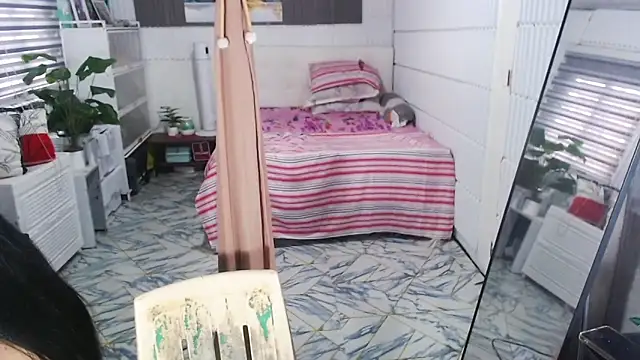 Snapshot of MShealthyCumTS69 chatting on February 18, 5:27 am MShealthyCumTS69 online show from February 18, 5:27 am