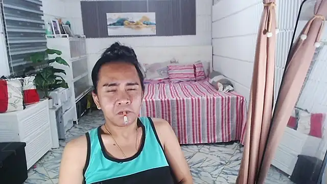 Snapshot of MShealthyCumTS69 chatting on February 16, 11:09 am MShealthyCumTS69 online show from February 16, 11:09 am