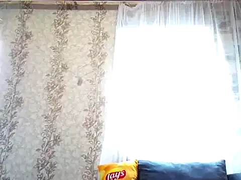 MissKryss online show from February 10, 6:45 am