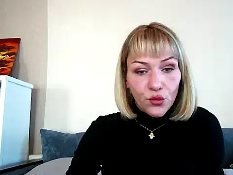 MissKryss online show from February 14, 5:51 am