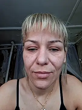 MissKryss online show from February 19, 3:47 am