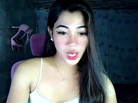 Margalona  online show from April 18, 10:39 am