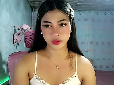 Margalona  online show from April 3, 2:23 pm