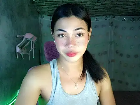 Margalona  online show from April 14, 8:08 am