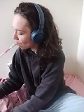 Snapshot of Dirty_Pink chatting on February 6, 10:11 am Dirty Pink online show from February 6, 10:11 am