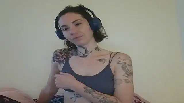 Dirty Pink online show from March 20, 9:32 am