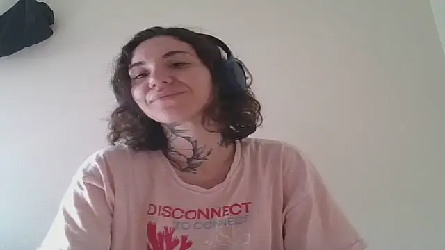 Dirty Pink online show from April 22, 8:54 am