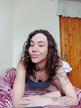 Dirty Pink online show from January 14, 10:41 am