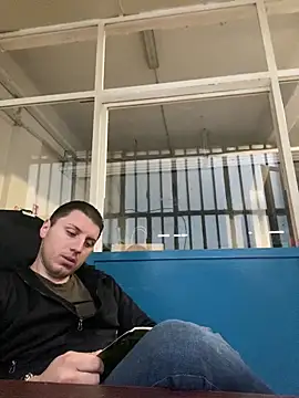 allee2206 online show from April 11, 5:04 am