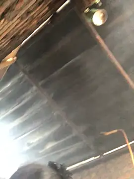 Snapshot of Minhkhue121 chatting on February 19, 9:17 am Minhkhue121 online show from February 19, 9:17 am