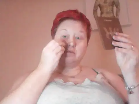 BustyRedxx online show from February 11, 11:21 am