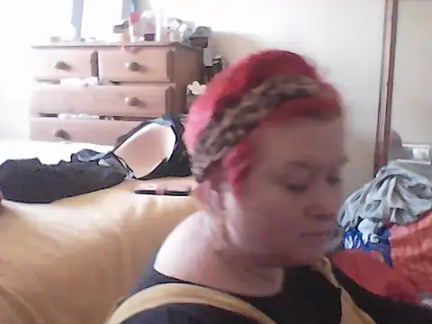 BustyRedxx online show from March 28, 3:57 pm