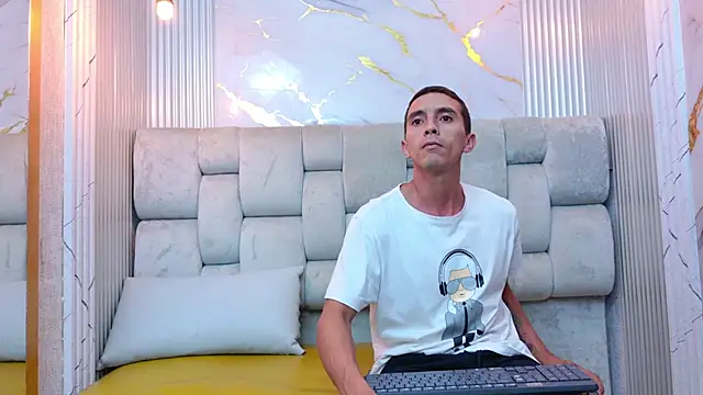 AdanNdEva online show from January 5, 7:50 pm