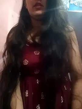 Snapshot of Moongirl963 chatting on January 8, 5:57 am Moongirl963 online show from January 8, 5:57 am