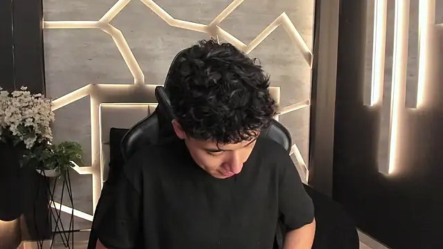 Matt Wolf  online show from January 9, 11:28 am