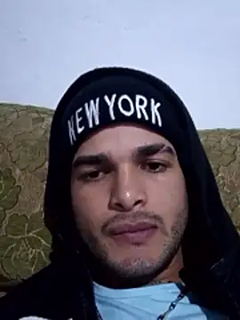 Fernandocj  online show from January 14, 2:37 am