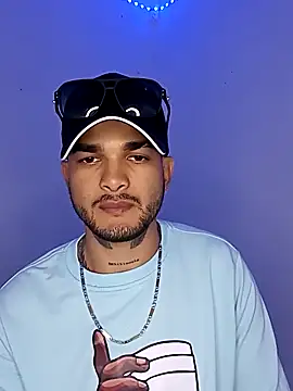 Fernandocj  online show from January 5, 8:12 pm