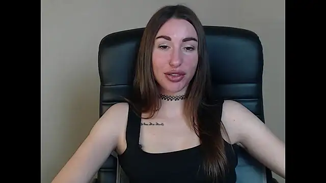 cammila horn online show from January 14, 6:44 pm