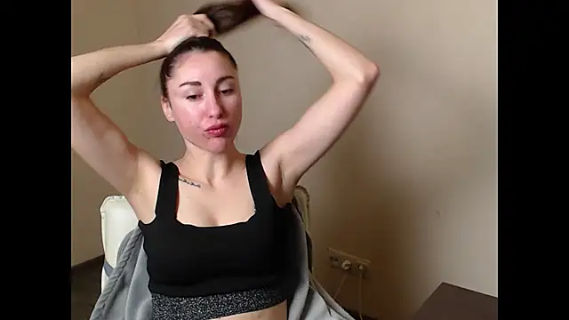 cammila horn online show from February 3, 6:33 am