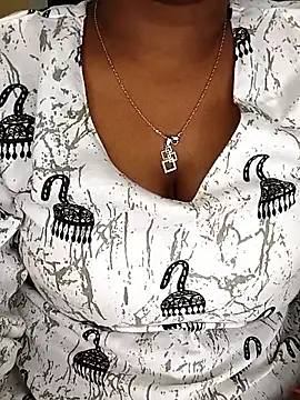 Gown Wali123 online show from January 7, 6:13 pm