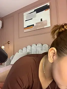 Snapshot of amber_price chatting on January 10, 4:19 am amber price online show from January 10, 4:19 am