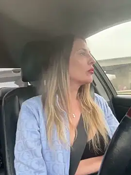 IssabelXO online show from March 30, 2:18 pm