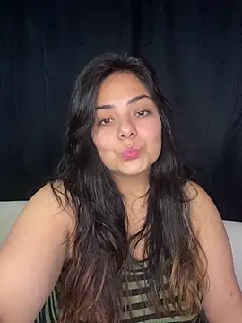 Snapshot of Bigbooty_sex chatting on January 17, 5:22 am Bigbooty sex online show from January 17, 5:22 am