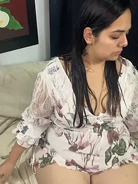 Bigbooty sex online show from January 13, 4:16 am